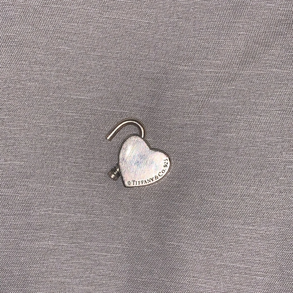 Toffany&Co charm lock